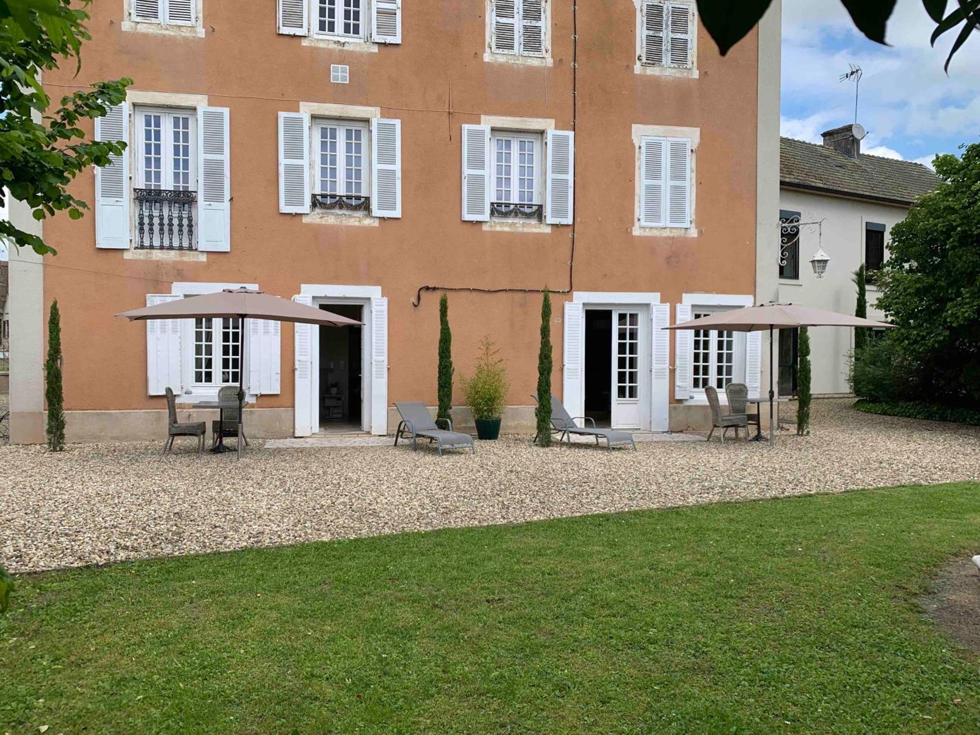 Studio En Ville Et Campagne Луан Экстерьер фото